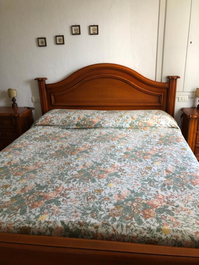 Bilocale Mirella Apartment Carro Екстериор снимка